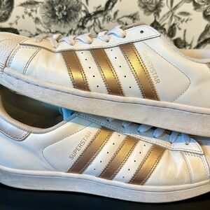 Adidas Superstar White with Rose Gold Stripes Shell Toe Women’s Sneakers Size 10